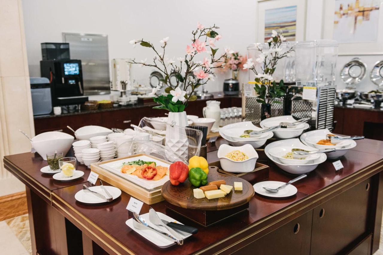 Goldone Hotel & Suites Согвипхо Экстерьер фото