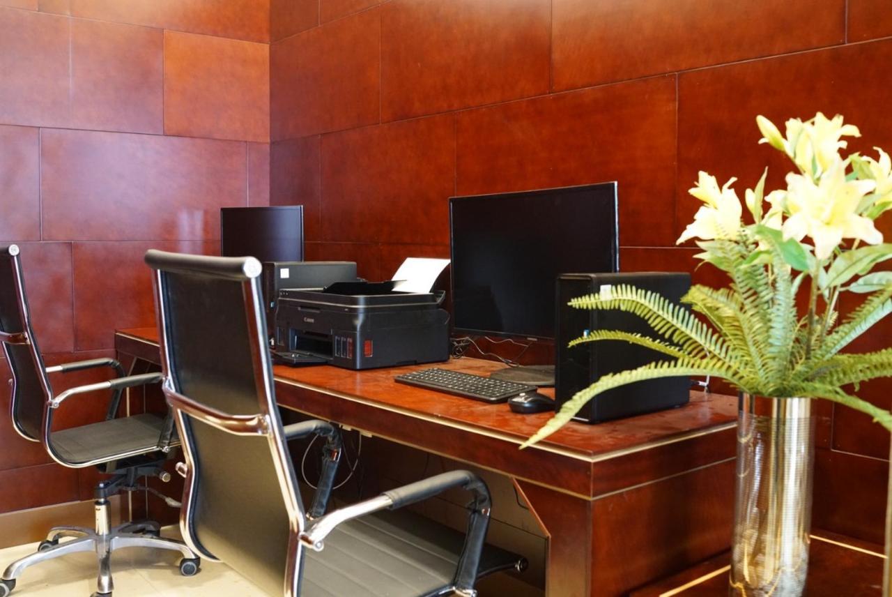 Goldone Hotel & Suites Согвипхо Экстерьер фото