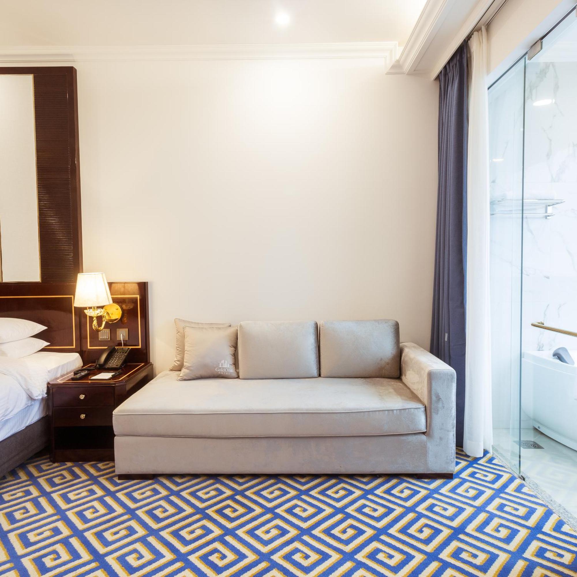 Goldone Hotel & Suites Согвипхо Экстерьер фото