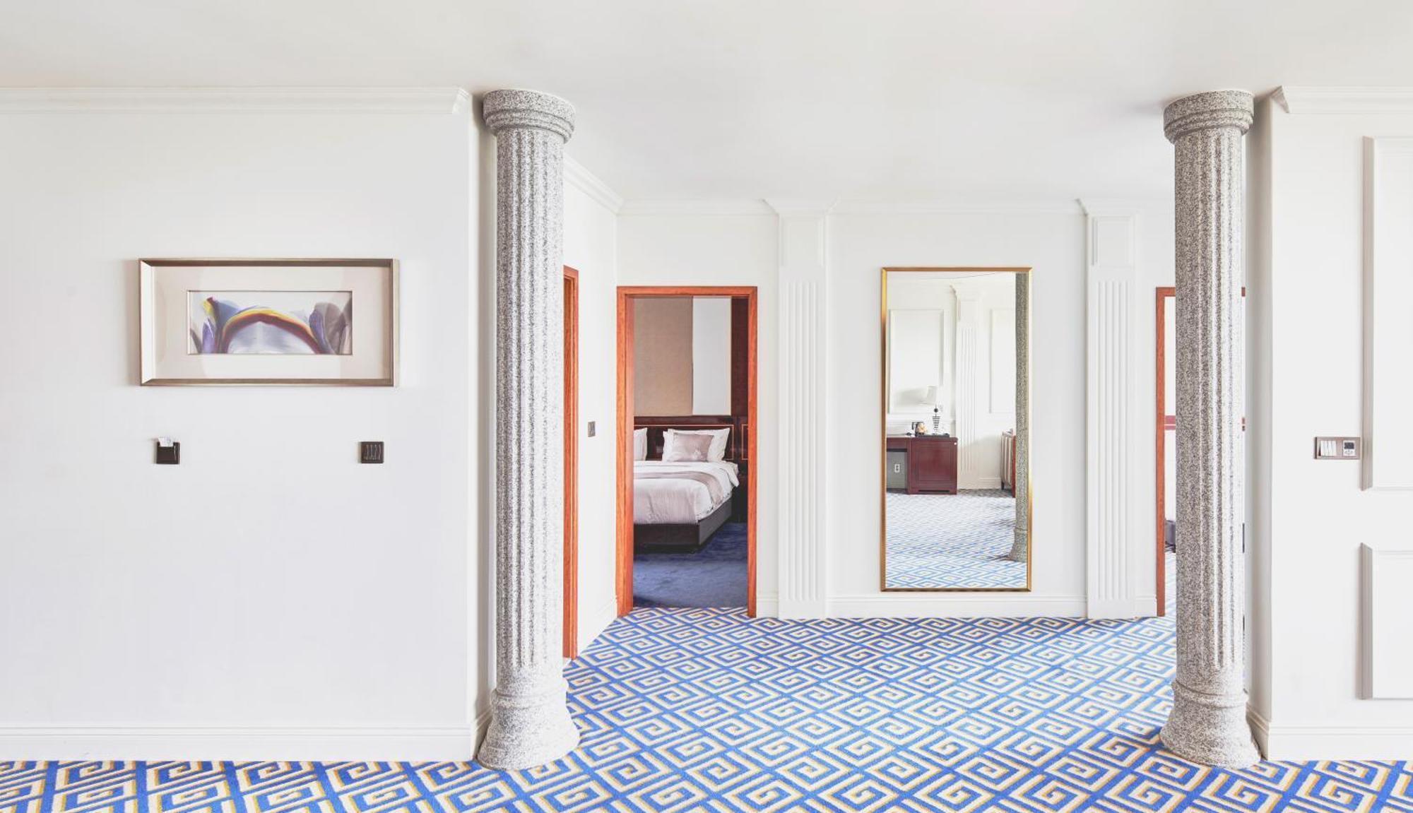 Goldone Hotel & Suites Согвипхо Номер фото